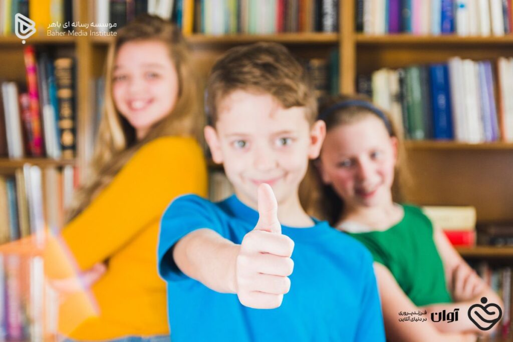 مدرسه و آموزش رسمی؛ جای گفتگو نه قضاوت